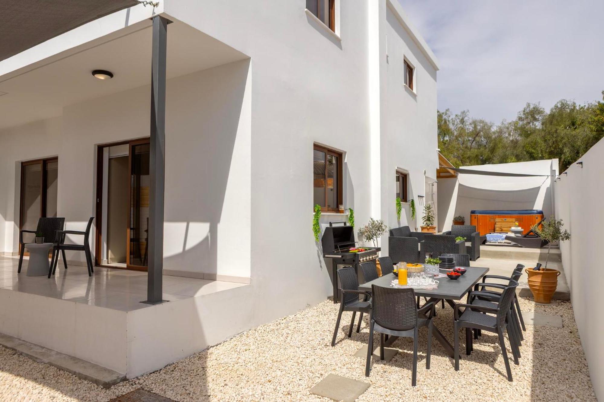 Sevis Apartament *